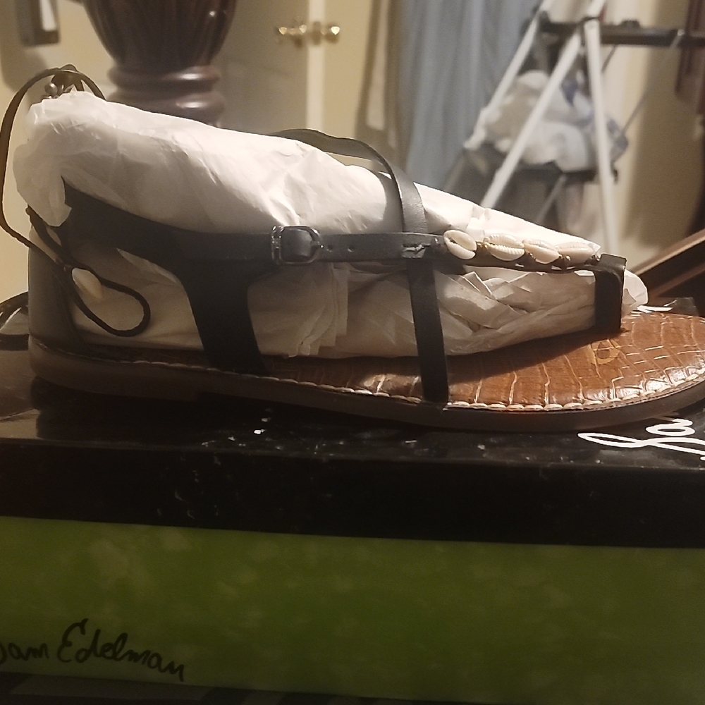 Sam Edelman Women's Black and Brown Sandals with Shell Accents